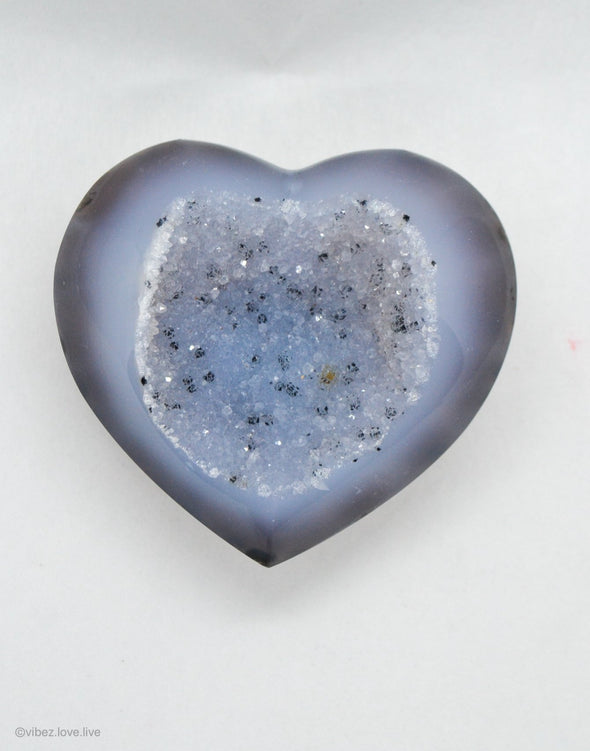 Agate Druzy Hearts polish in blueish grey colour