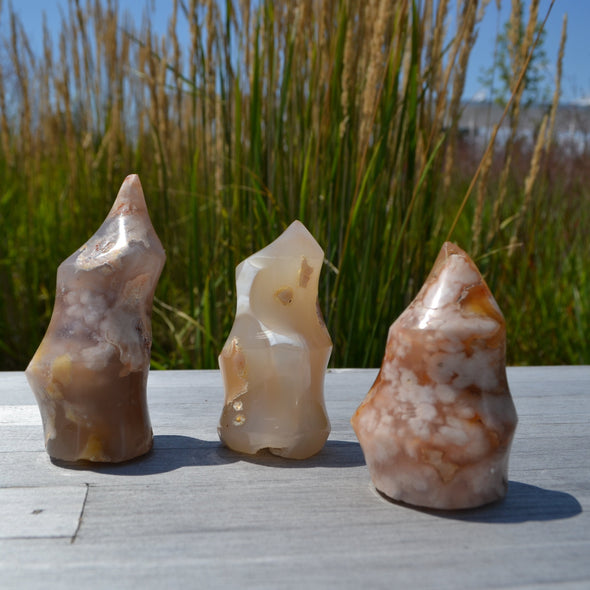 Agate Flowers flame shapes towers