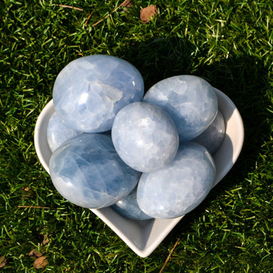 Blue Celestite stone with a a lot of rainbows and  flashes